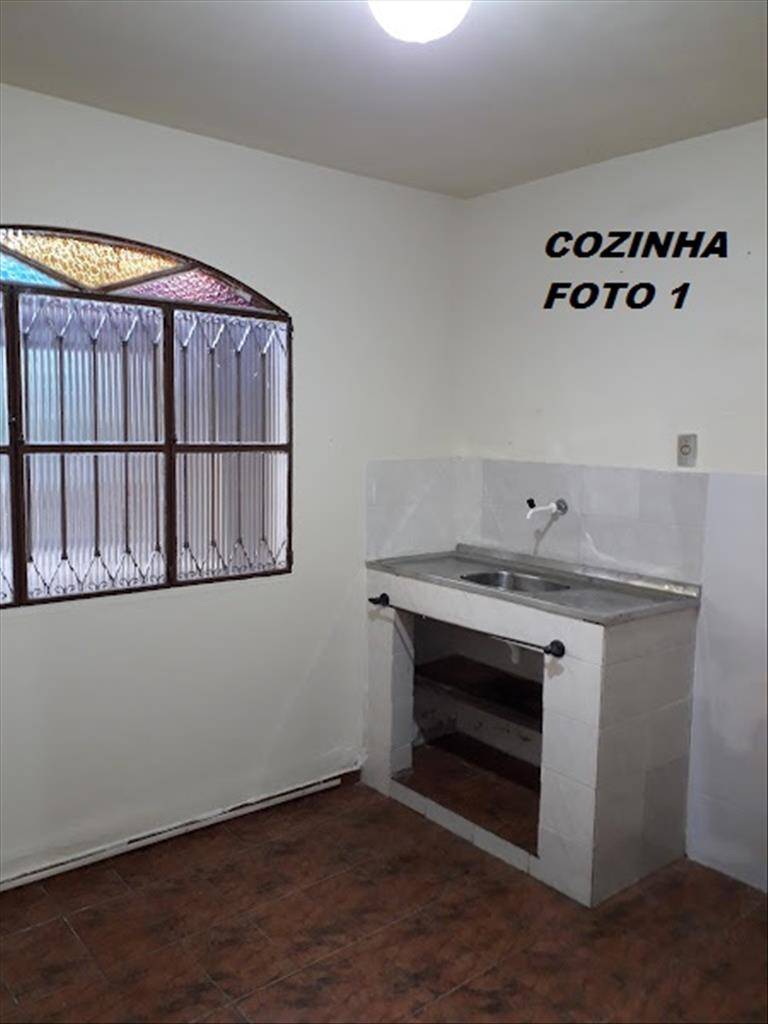 Casa para alugar com 1 quarto, 450m² - Foto 36