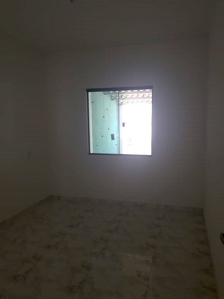 Casa para alugar com 2 quartos, 200m² - Foto 14