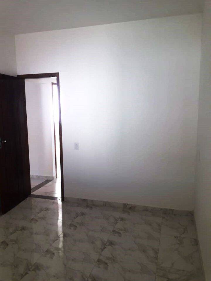 Casa para alugar com 2 quartos, 200m² - Foto 18