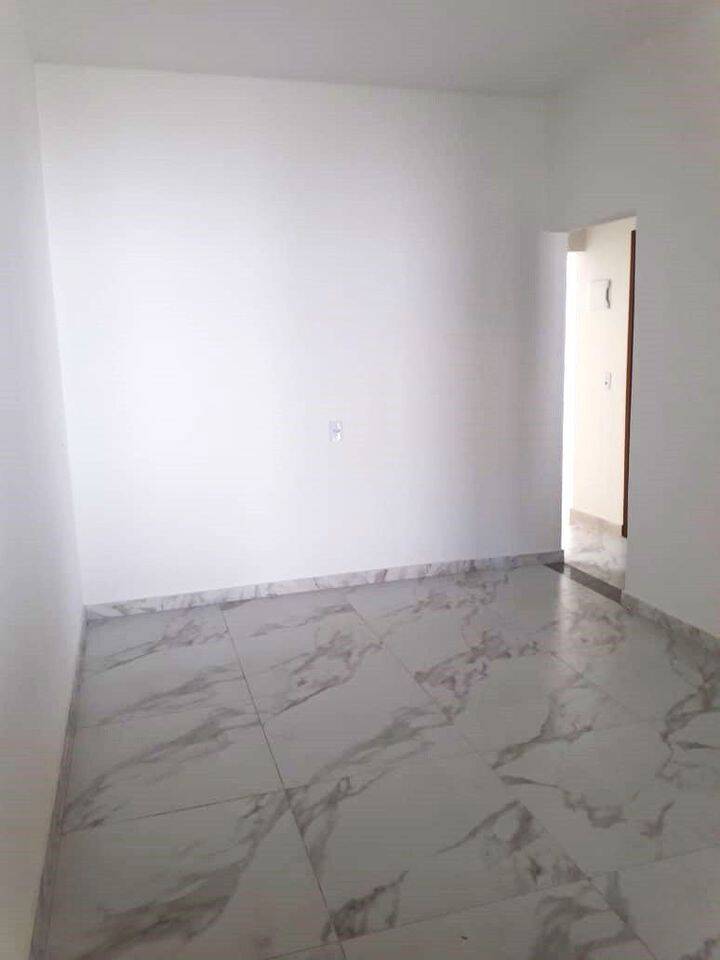 Casa para alugar com 2 quartos, 200m² - Foto 20