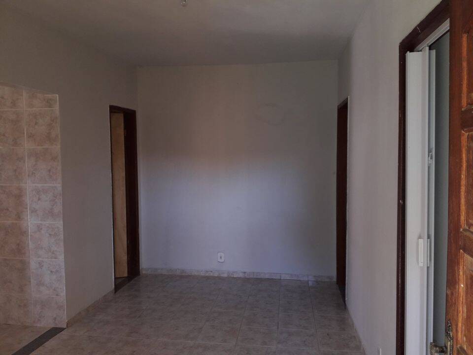 Casa para alugar com 2 quartos, 65m² - Foto 10